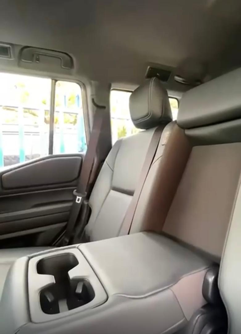 Toyota Prado 2025 (Black) Gallery Image